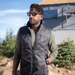 Outdoor Research SuperStrand LT Vest - Men's -Outdoor Research BLA D3 33