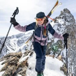 Outdoor Research Skytour AscentShell Jacket - Women's 29 Outdoor Research Skytour AscentShell Jacket - Women's -Outdoor Research MOTNAVBLU D20