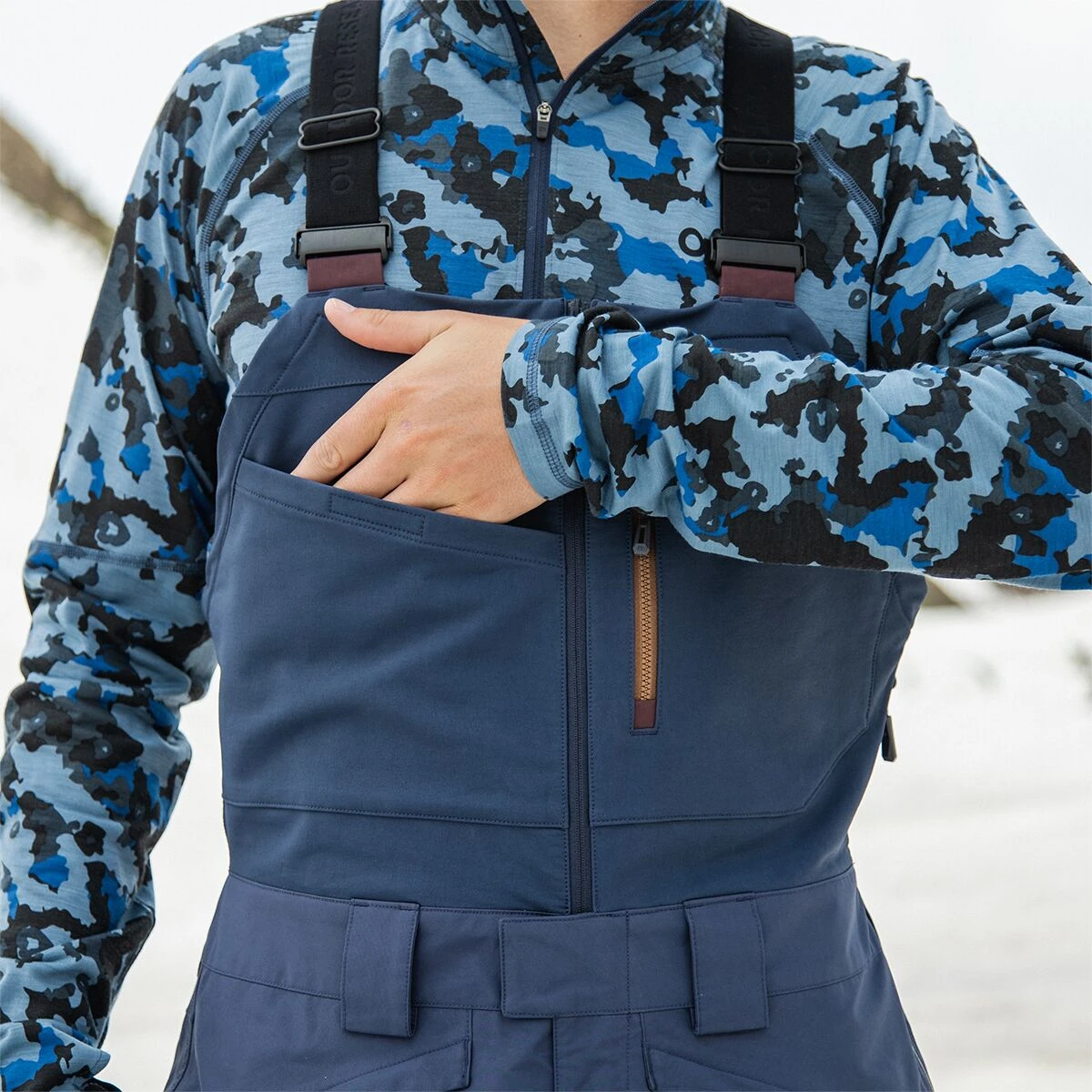 Outdoor Research Alpine Onset Merino Quarter Zip Baselayer Top - Men's 7 Outdoor Research Alpine Onset Merino Quarter Zip Baselayer Top - Men's - Image 5